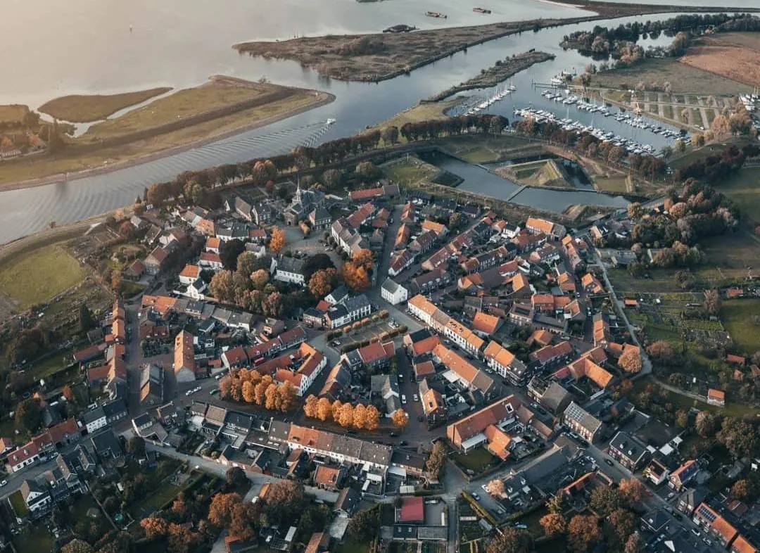 @michielpieters via @HartvanLimburg MvdG Stevensweert