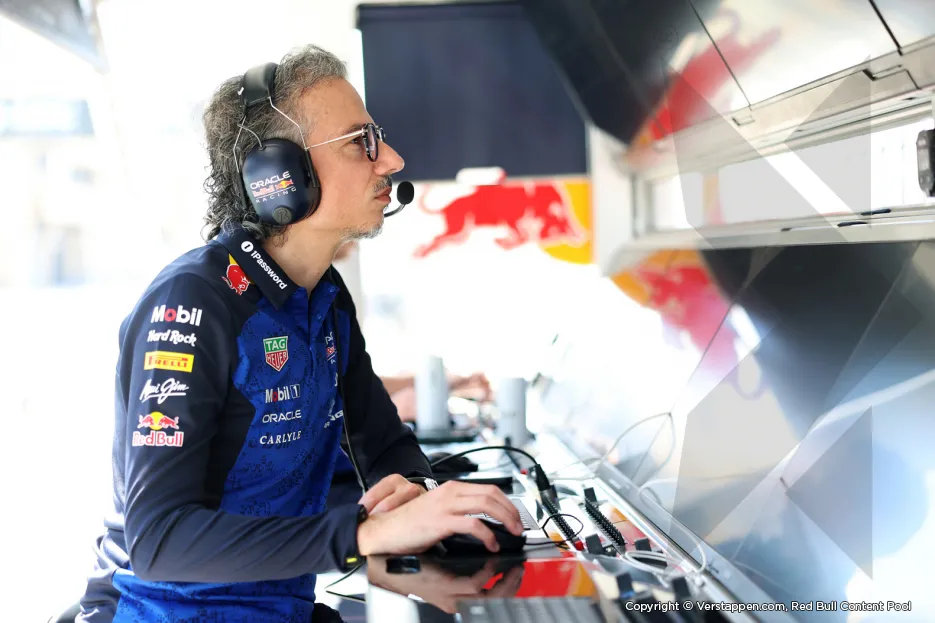 si202602190565 hires jpeg 24bit rgb 15b