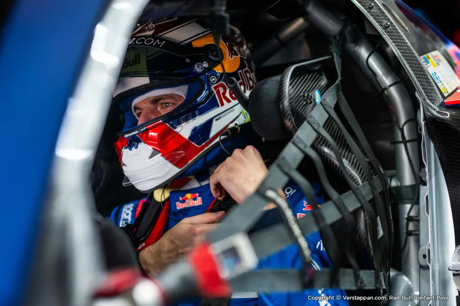 joerg mitter 20260514 24h nuerburgring 0884 22b