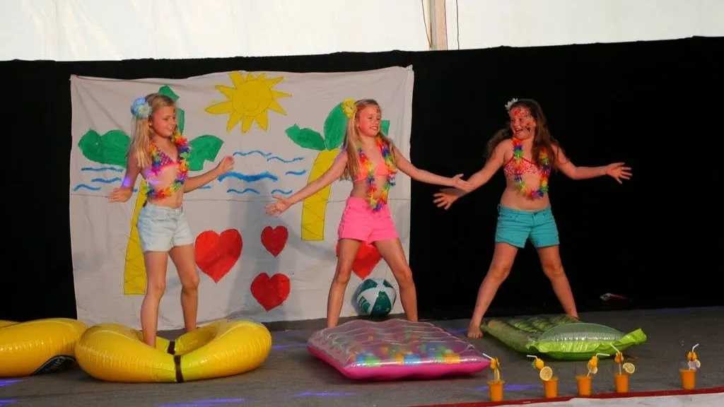 150708 foto dorpsfeesten moerstraten 2014 ad van gaans e1436396811674