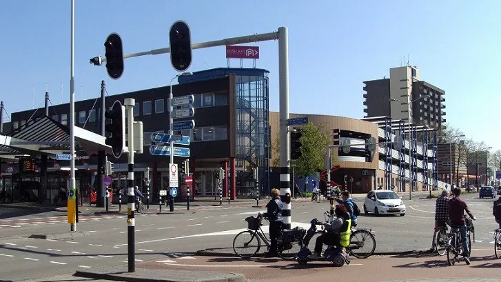 150713 kruispunt busstration e1436782219902