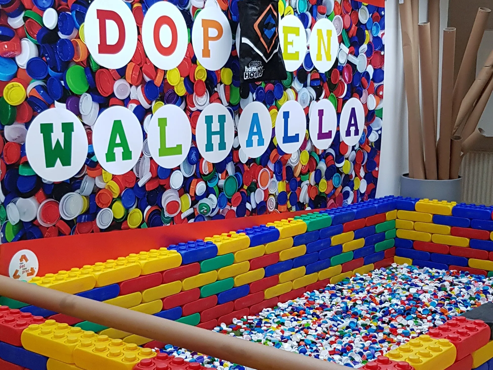 doppenwalhalla zwembad liggend