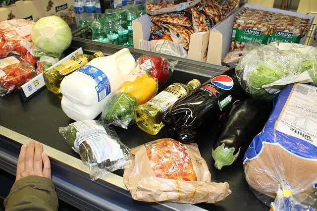 grocery g8a53e3309 640