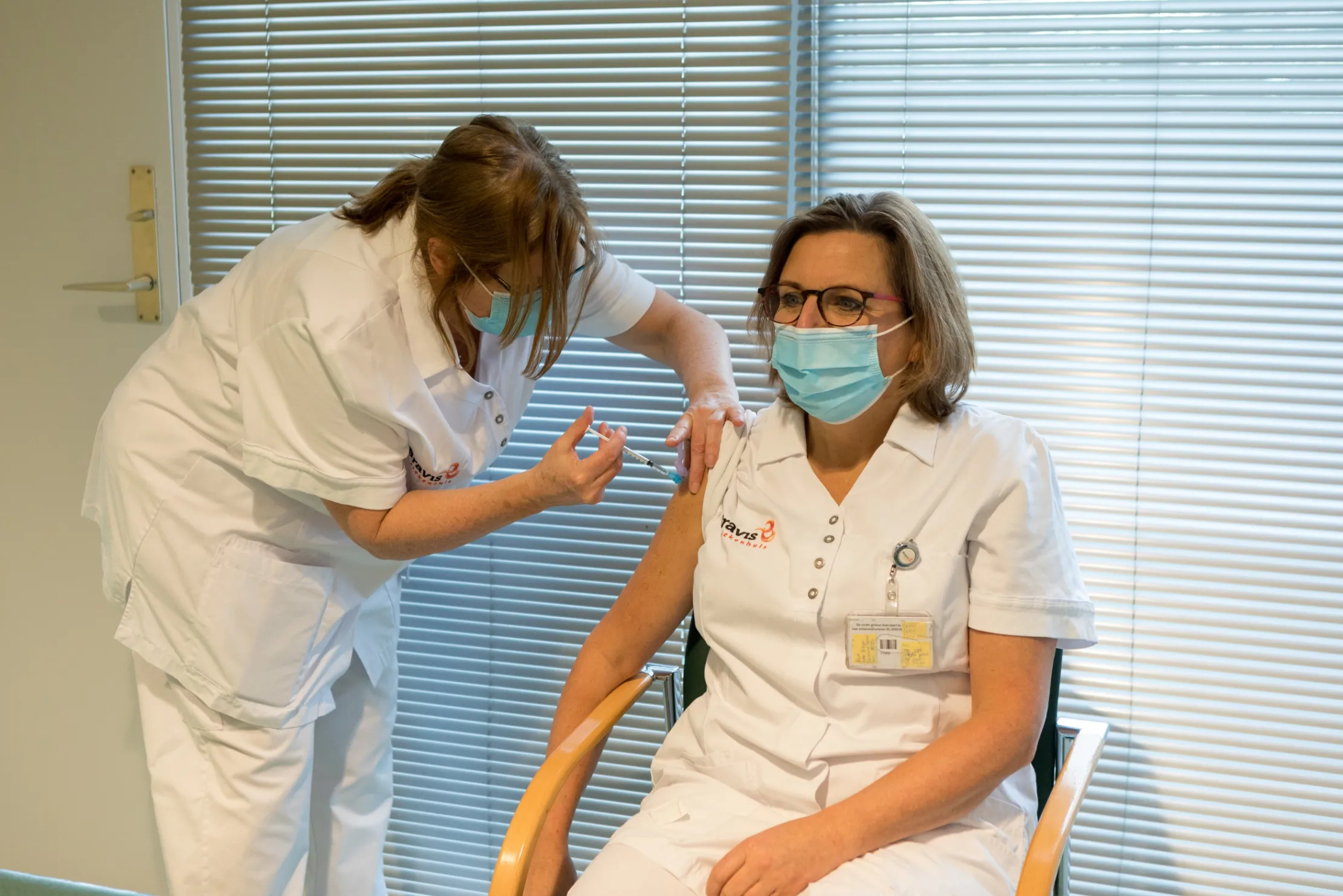 vaccineren corona bravis