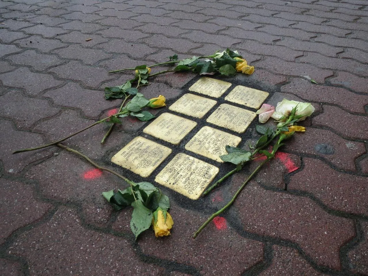 stolpersteine 848846 1280