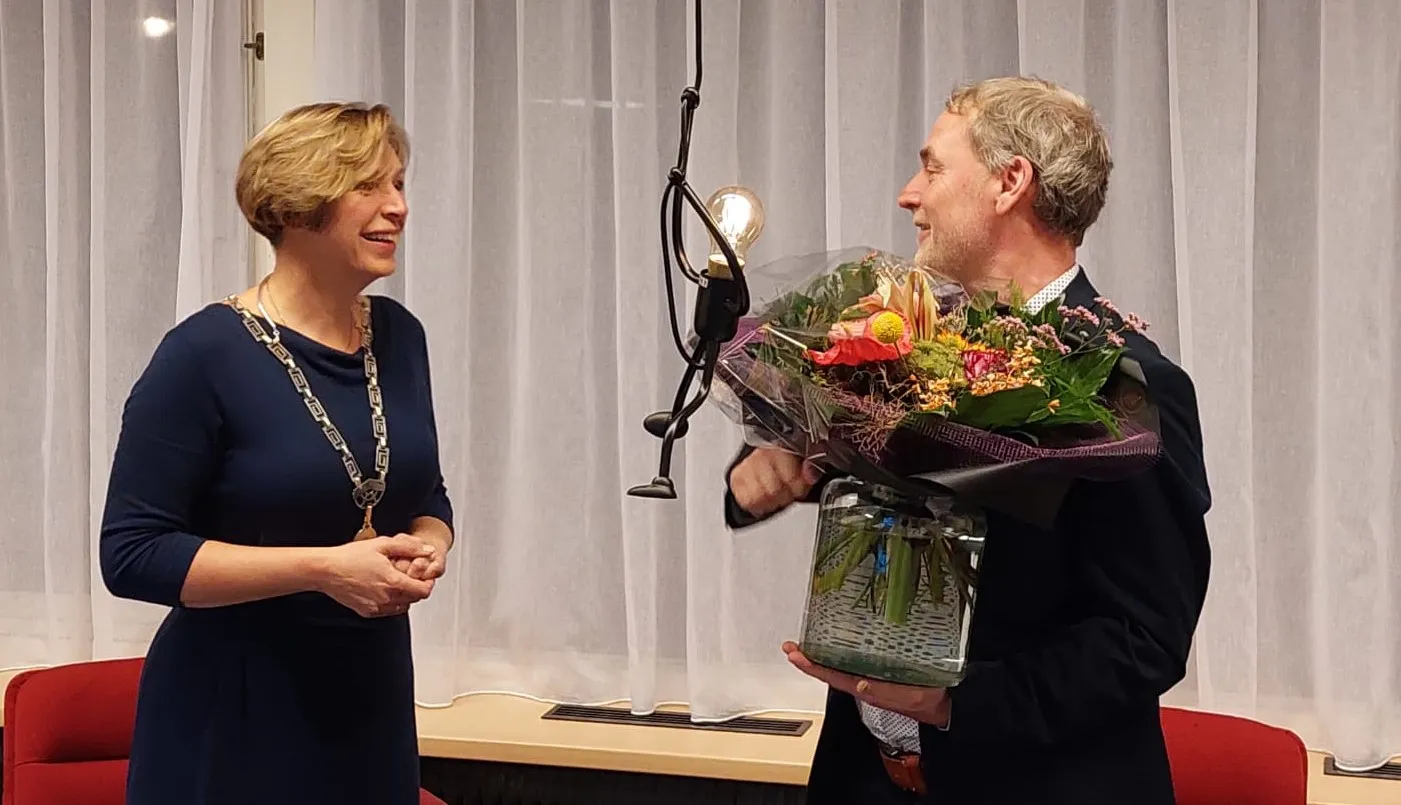 burgemeester met voorzitter