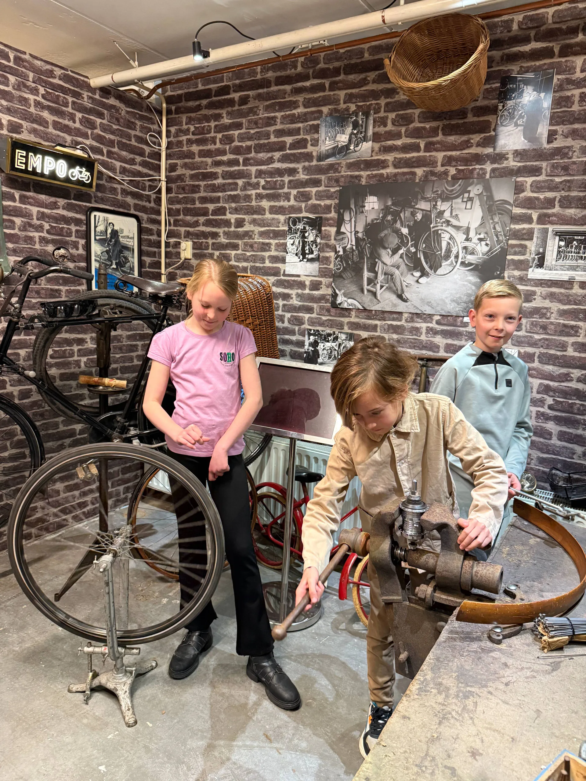 fietsen expositie ambachten museum terschuur veluwe