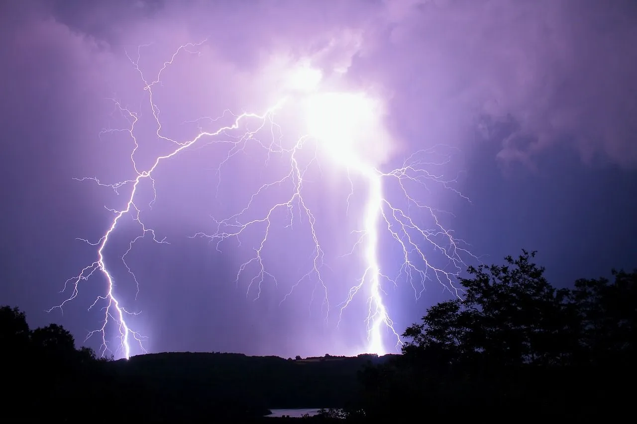 lightning 5488177 1280