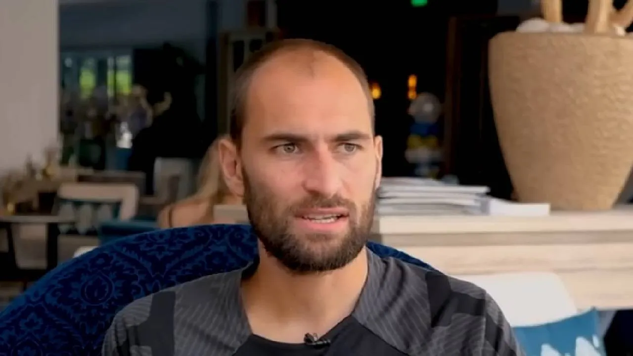 bas dost