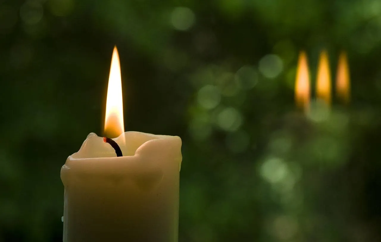 candle 3506164 1280