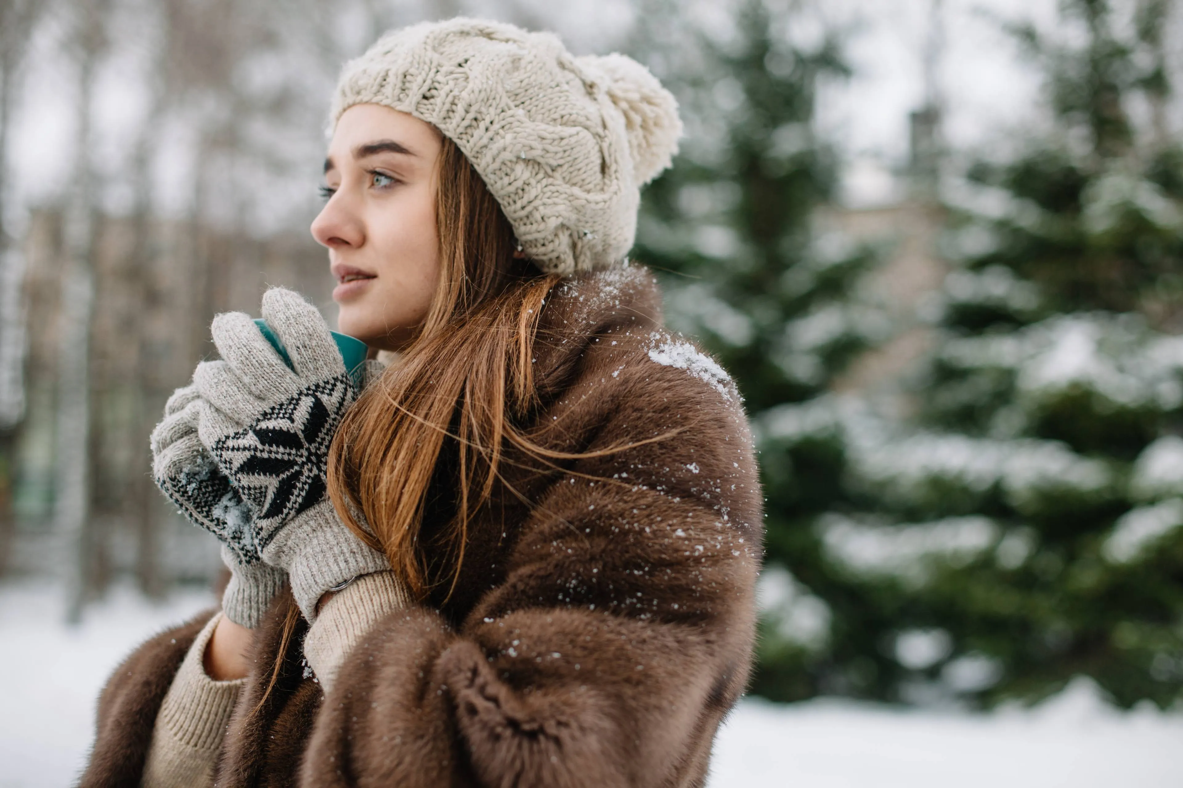 portrait-young-girl-with-coffee-winter-christmas-new-year-time