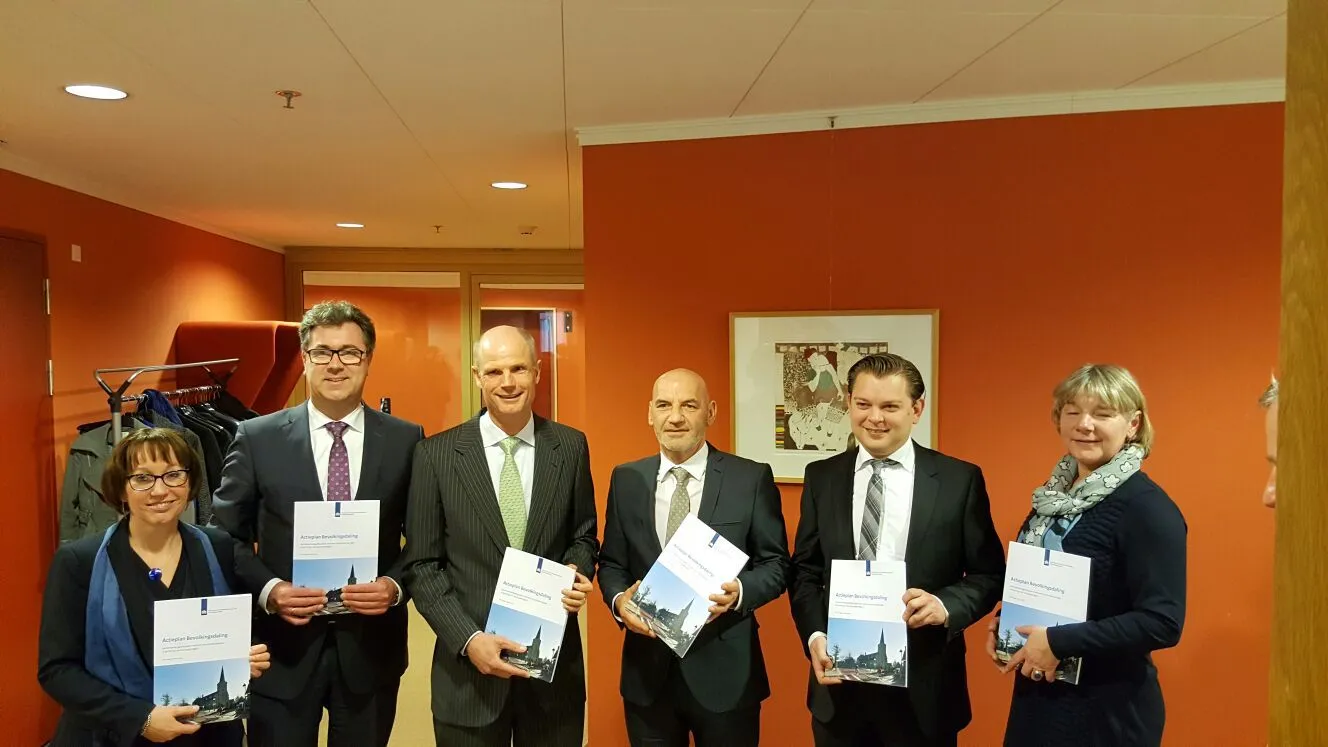 049 groepsfoto actieplan bevolkingskrimp