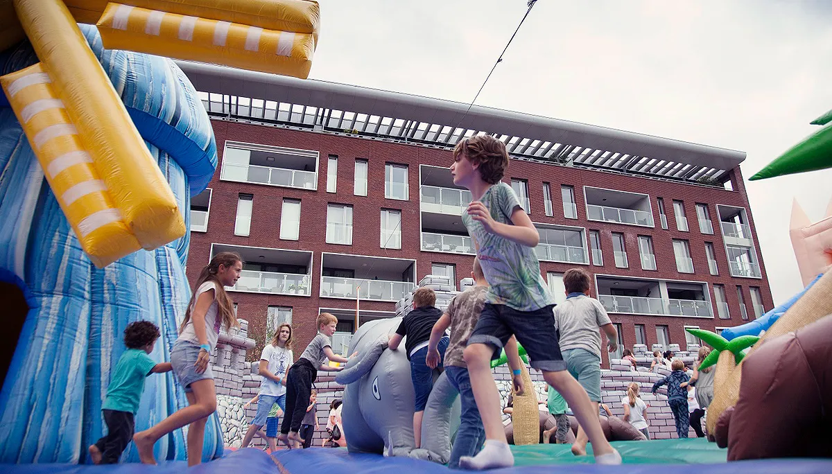 20180628 grootste springkussen ter wereld 1 lr