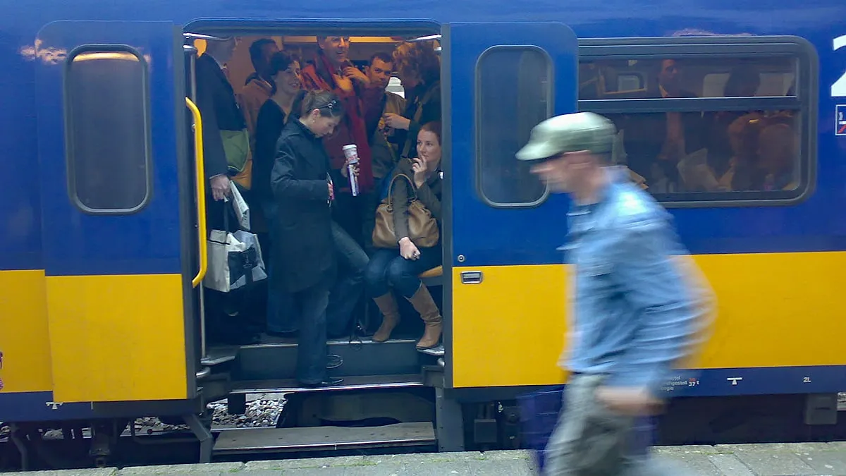 462544635 0bbff50a01 o volle trein thomas van de weerd cc by 20