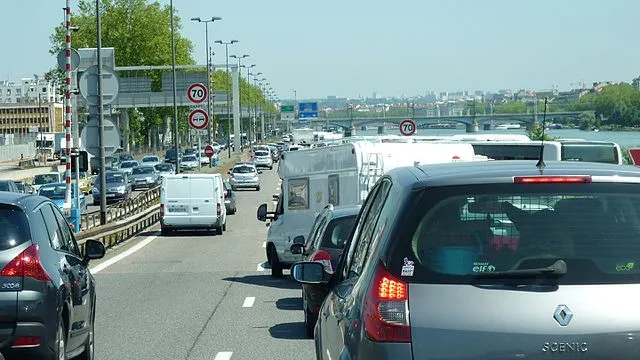 a7 bij lyon bluebreezewiki cc by sa 30 via wikimedia commons