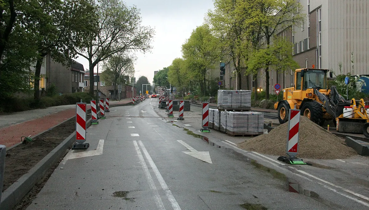 aanleg fietspaden langs leyenbroekerweg april 2017