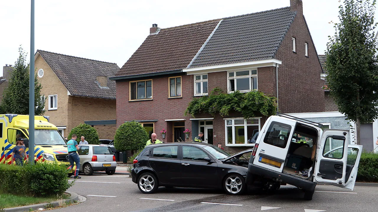 aanrijding kruising rijksweg noord en vouerweg sittard 20200724