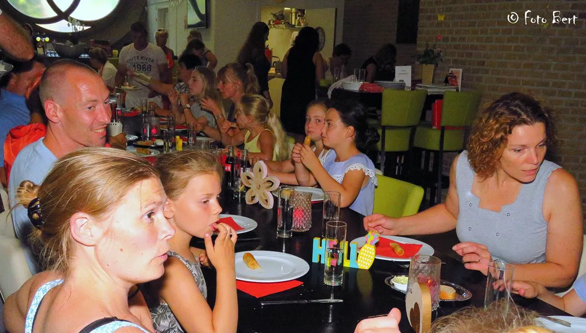 afsluiting eerste kinderresto van vanharte in mfc sanderbout
