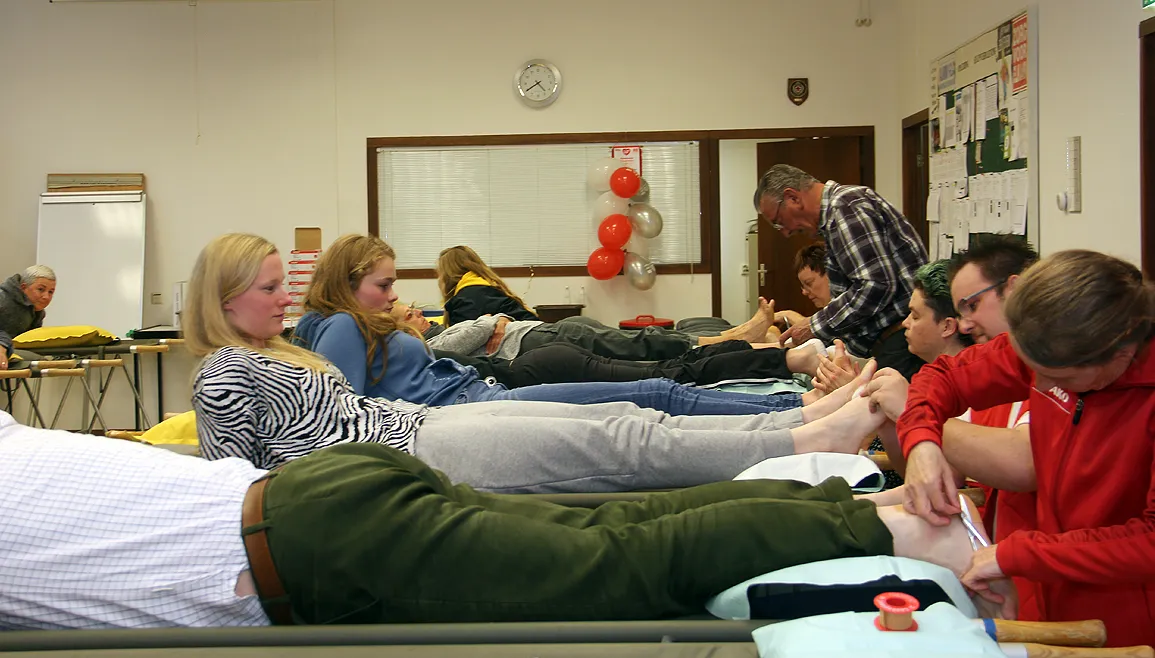 aftapen voeten kennedymars 2017 rode kruis