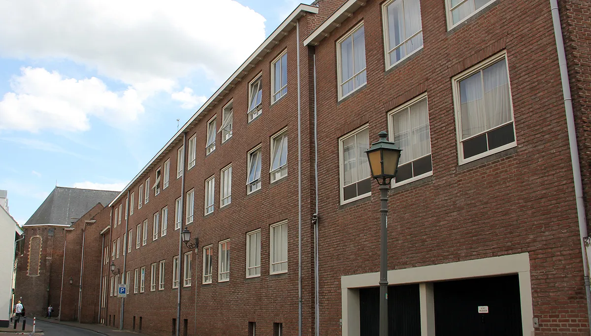 agnetenberg niet monumentale deel plakstraat