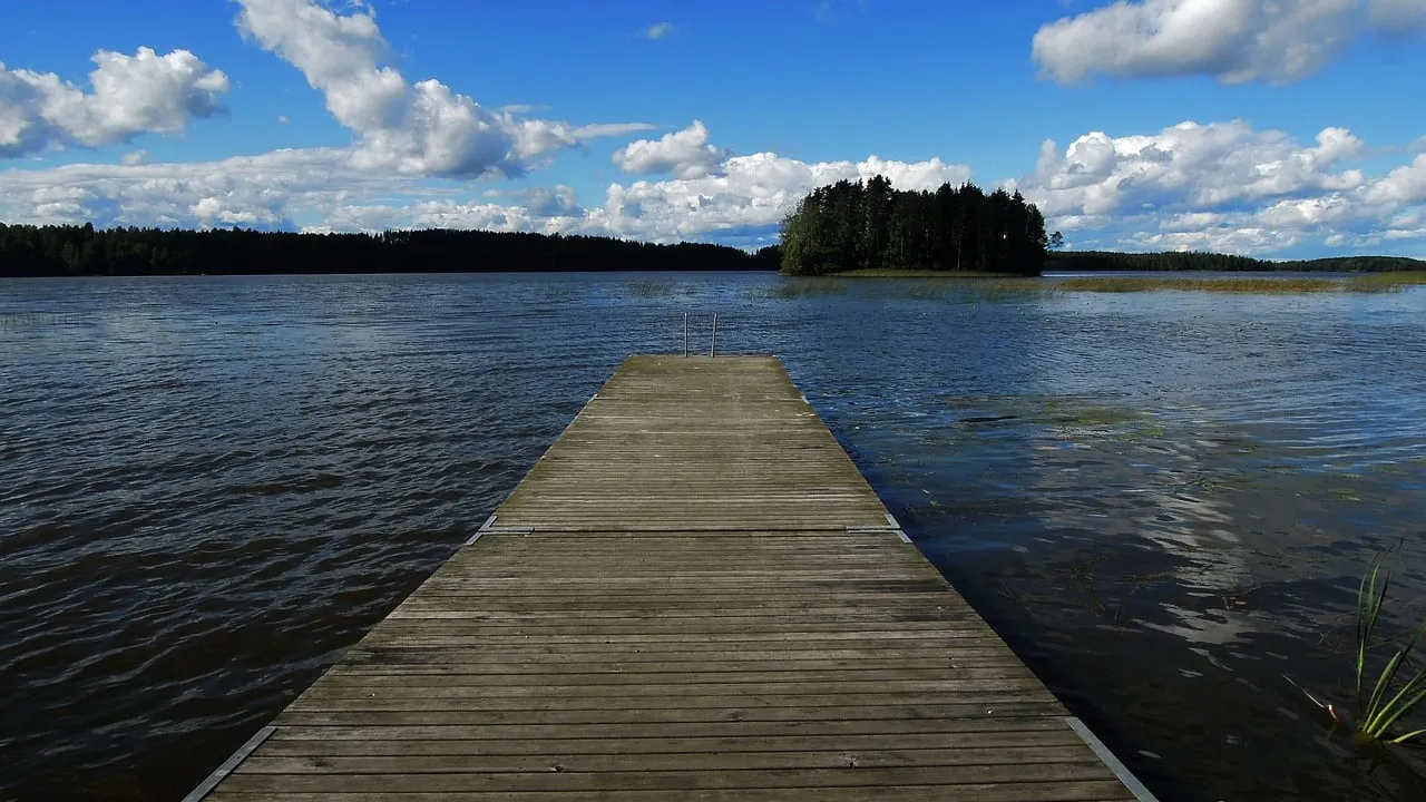 ai leino via pixabay water 1710268 1280