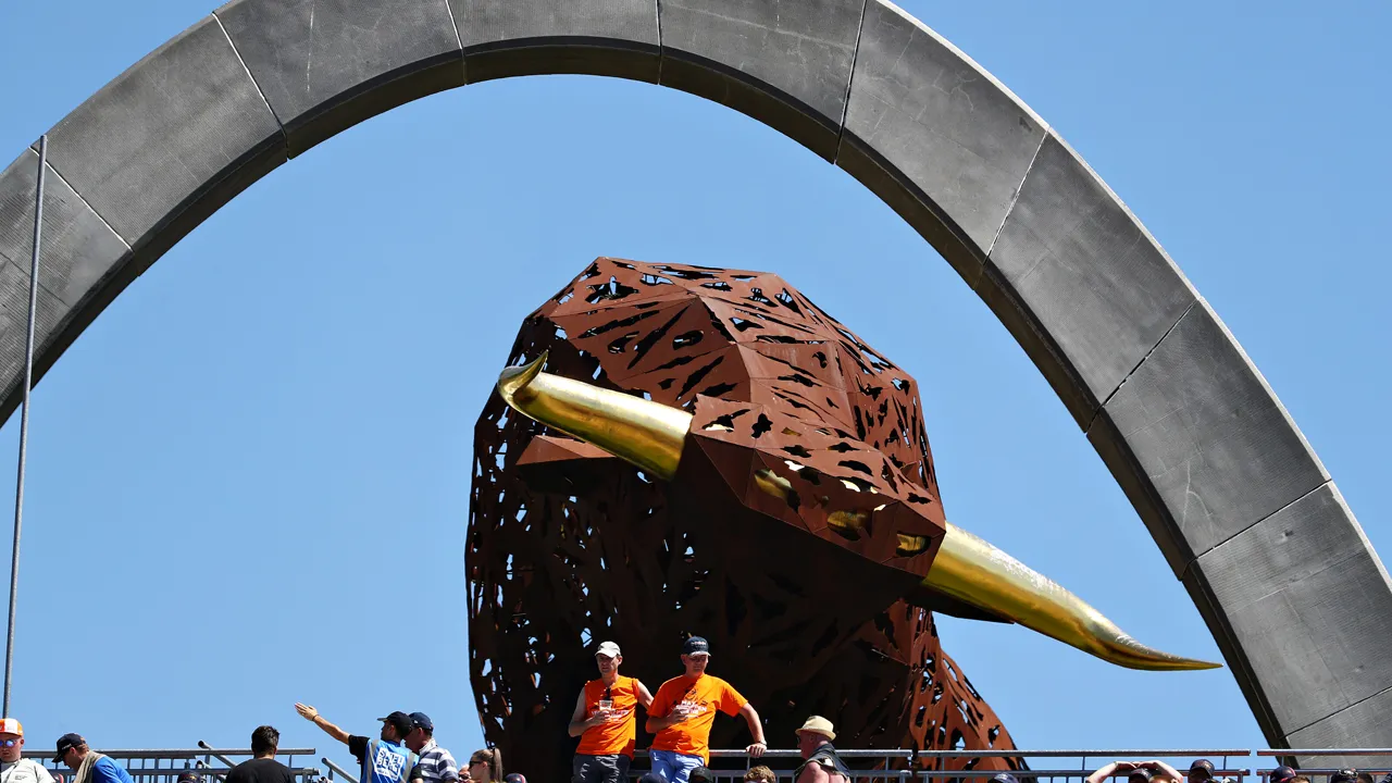 ap 1zsw94qn51w11 news