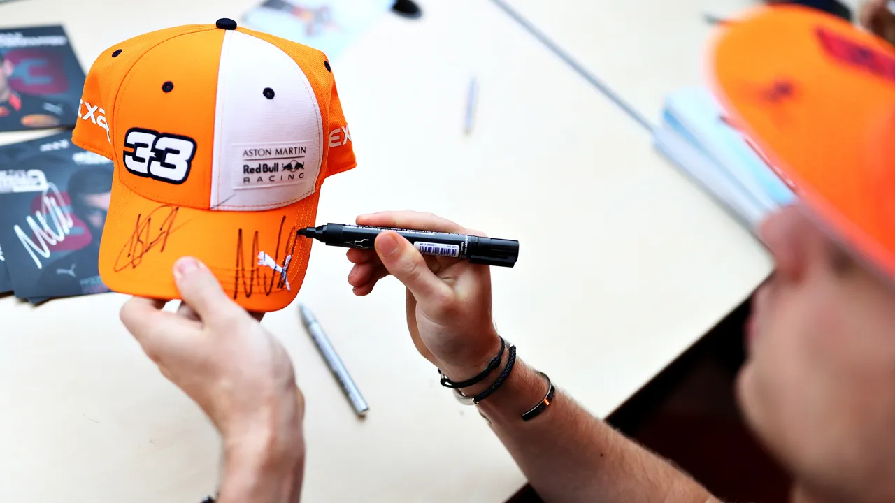 ap 21pm6xq2n1w11 news