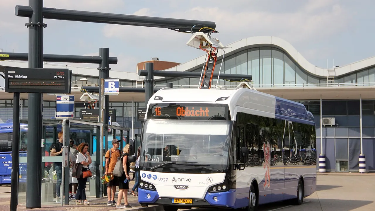 arriva elektrische bus station ns 2