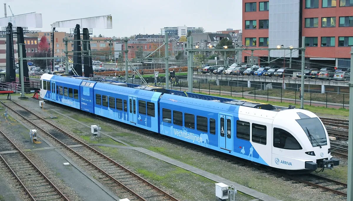 arriva trein treinen treinstel
