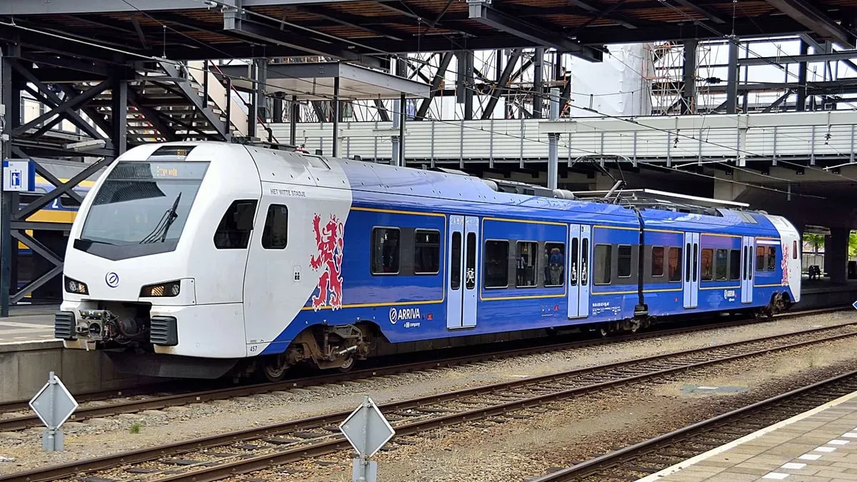 arrivatrein op station heerlen