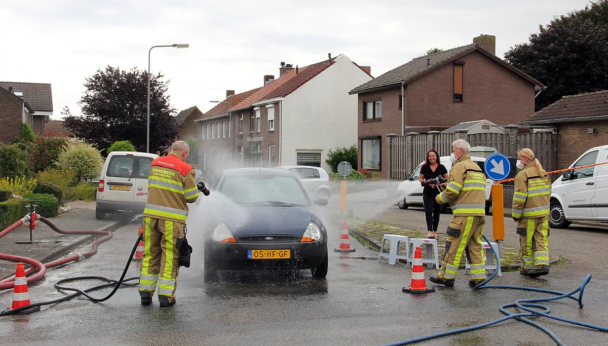 asbest brand munstergeleen auto schoonspuiten