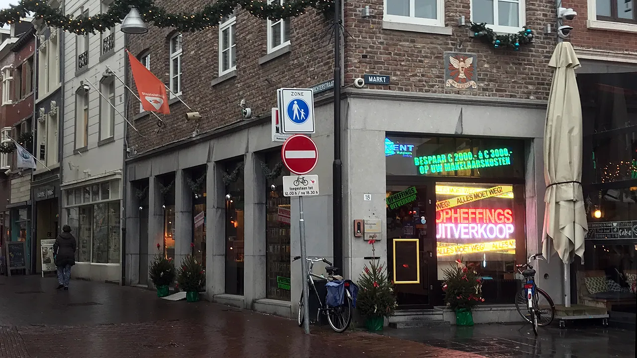 augustus van neer stopt