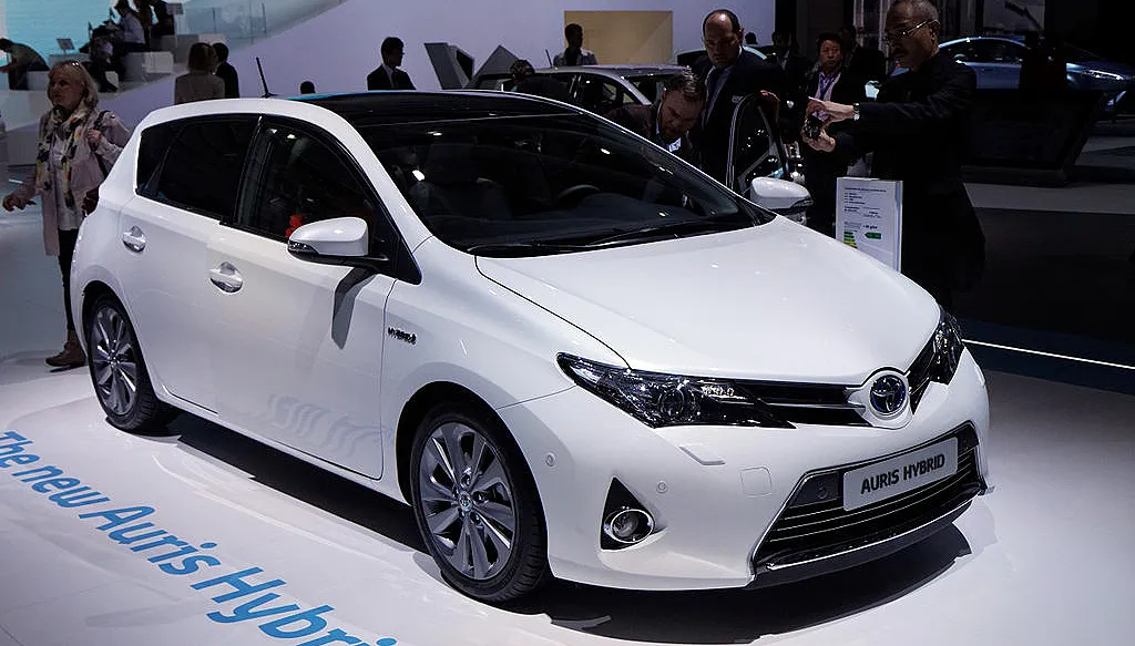 auris hybrid thesupermat cc by sa 30