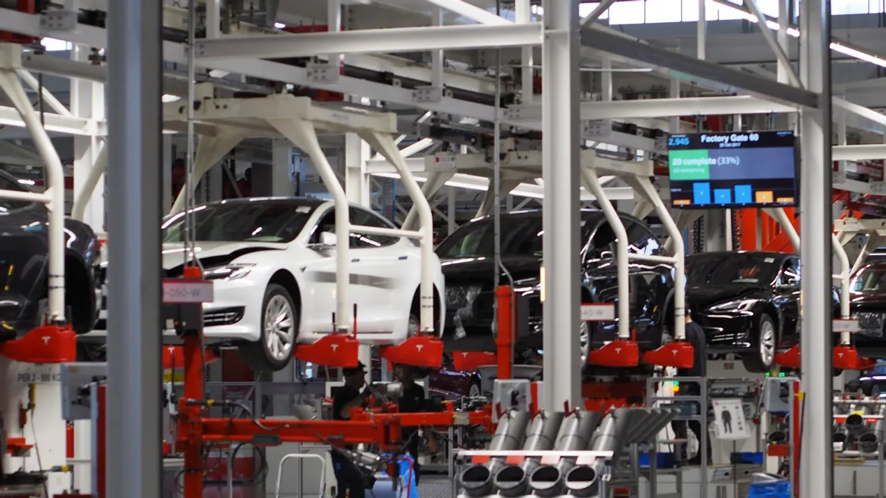 autofabriek via pexels