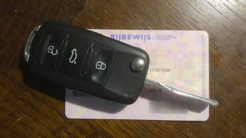 autosleutel en rijbewijs