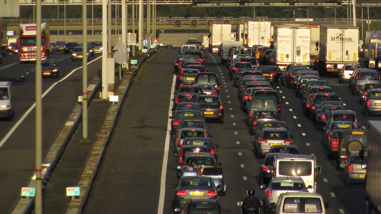 avondspits kliek cc by sa 40 https creativecommonsorglicensesby sa40