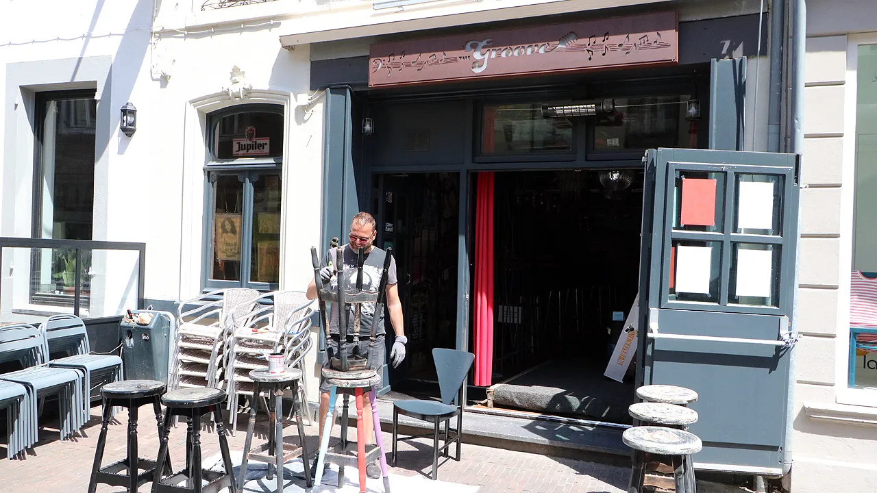 barkrukken verven the groove