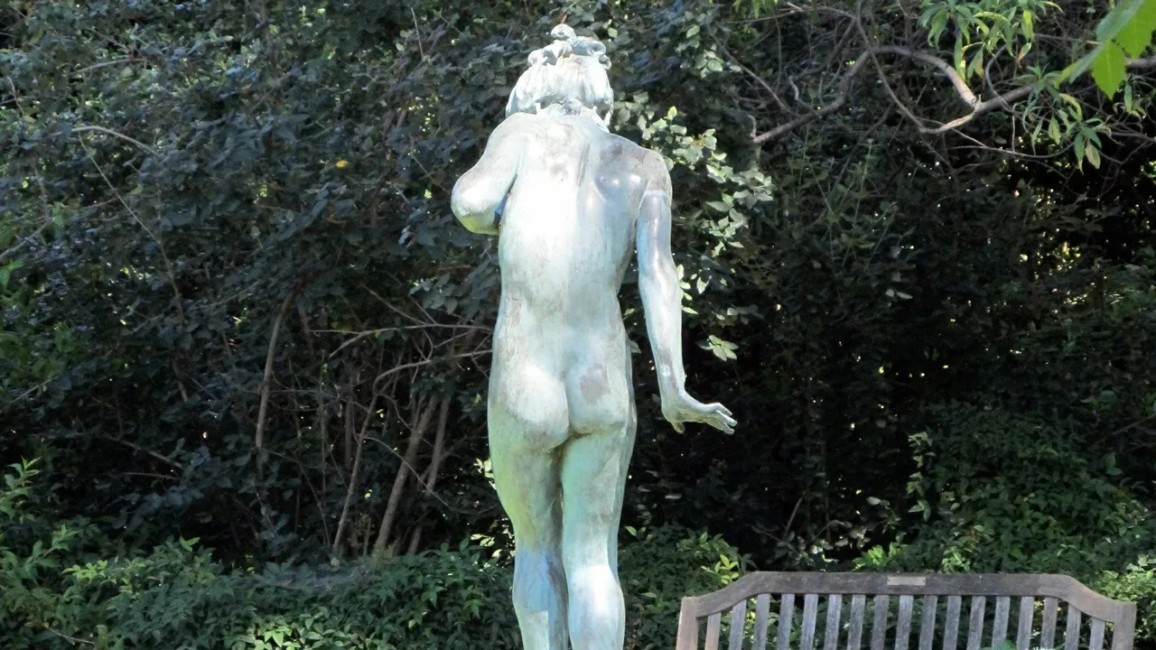 beeld naakt tuin cc0 pixabay statue 417262 1920