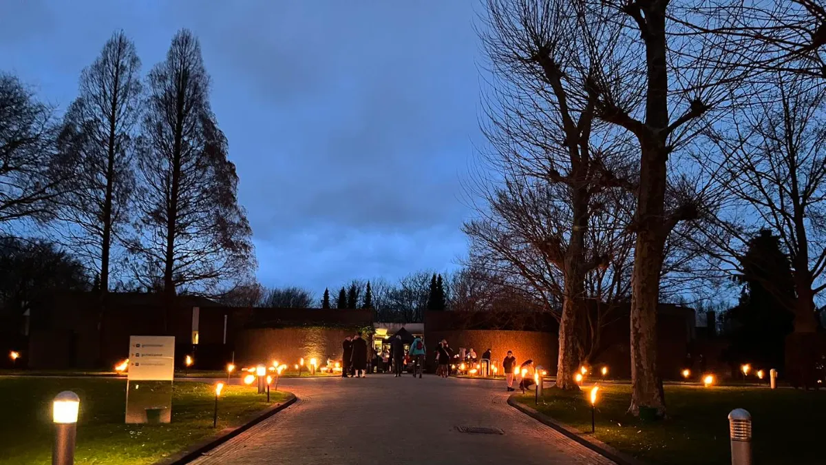 begraaf en gedenkpark vouersveld lichtjesavond januari 2023