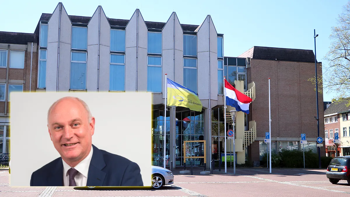bert kamphuis d66 fractievoorzitter gemeentehuis geleen koningsdag 2021