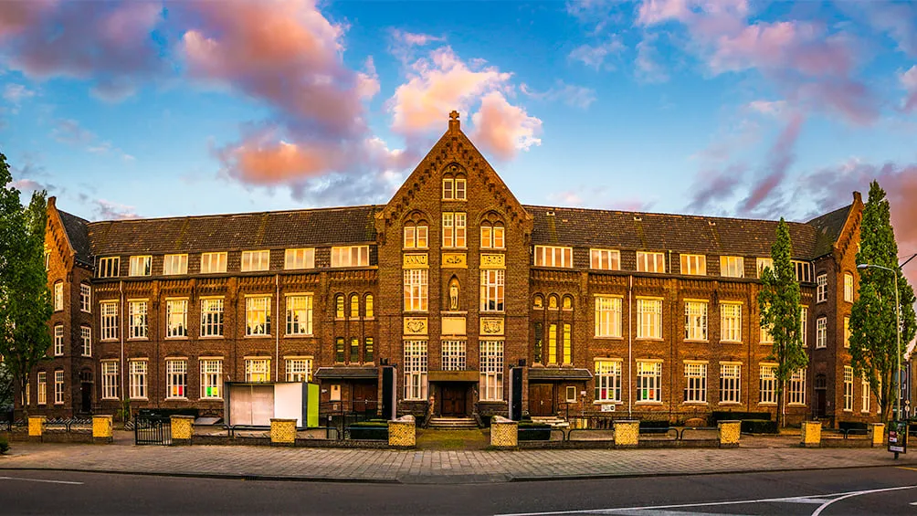 bisschoppelijk college sittard 365 com libor bednarik 16 9