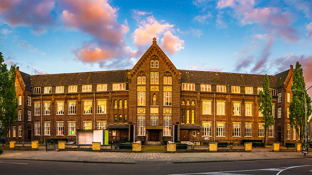 bisschoppelijk college sittard 365 com libor bednarik 16 9