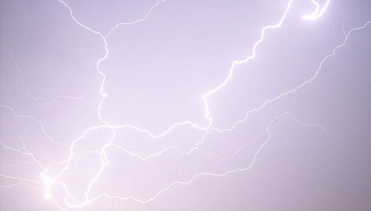 bliksem maurice van bruggen cc by sa 30