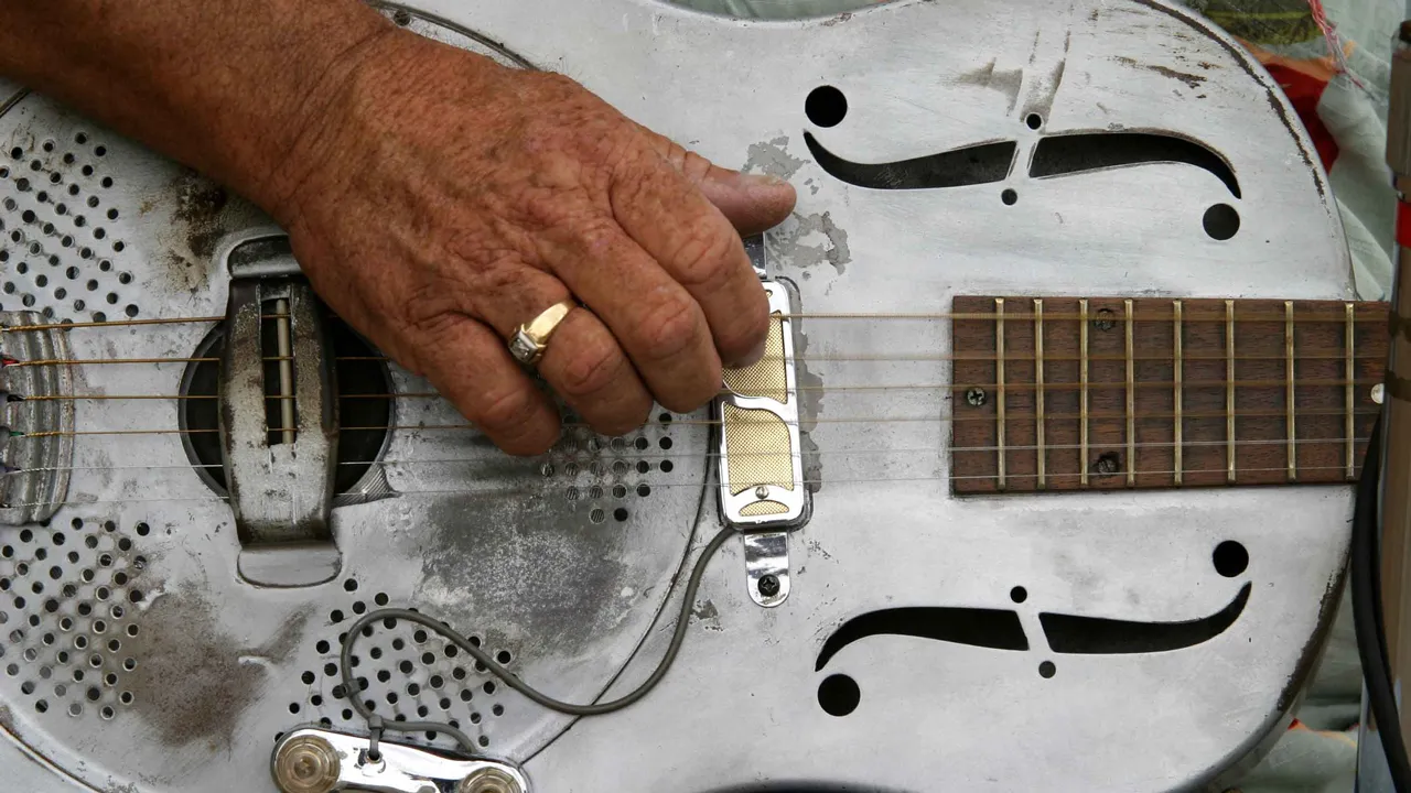 blues guitar cc by 20 curt hart via flickr 495613750 fc54bea410 k