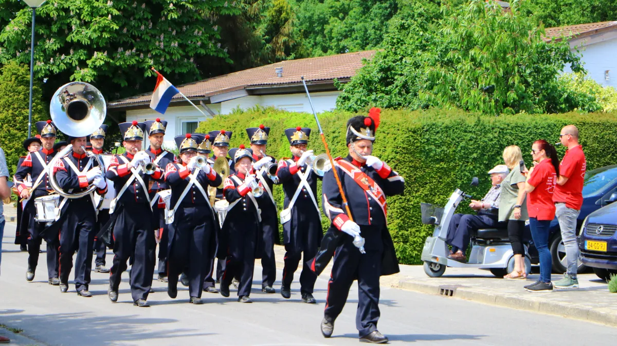 bondsschuttersfeest in limbricht 01