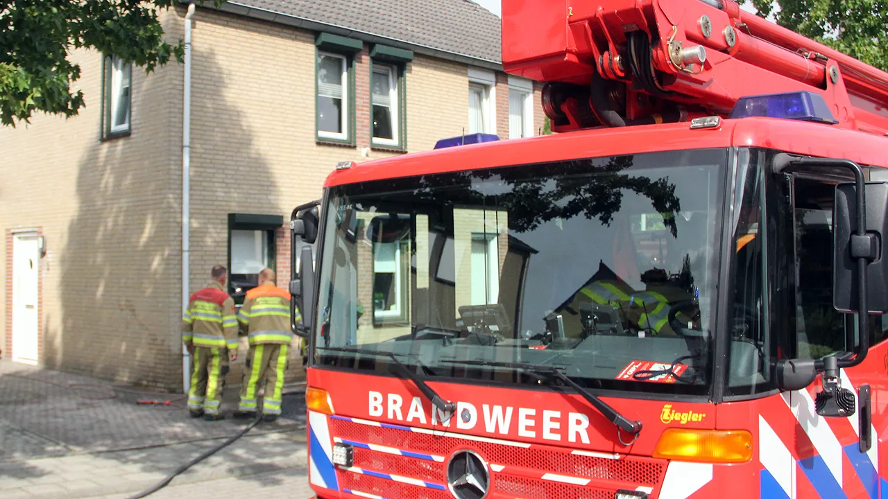 brand bourgognestraat onkruid wegbranden 1