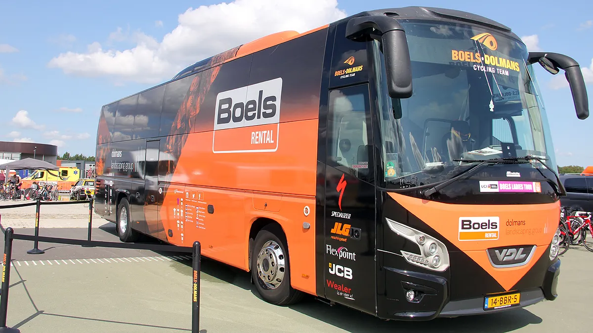 bus boels dolmans cycling team