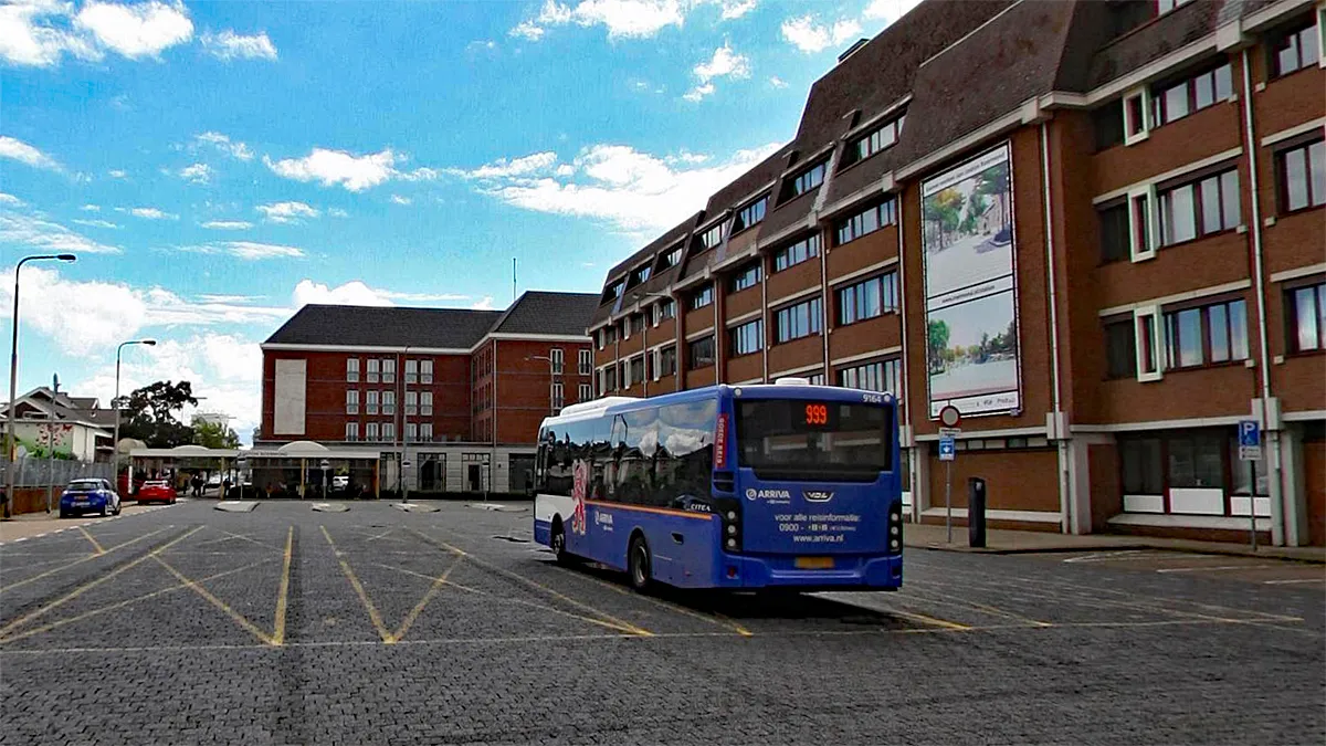 busstation nabij treinstation roermond