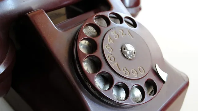 c52u9cwdnzn0084i533aed0tg ouderwetse telefoon met draaischijf