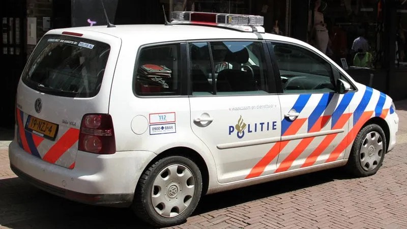 c68m4711f4nlkr02koc6fhtan politieautomolenbeekstraatsittard 16 9 2
